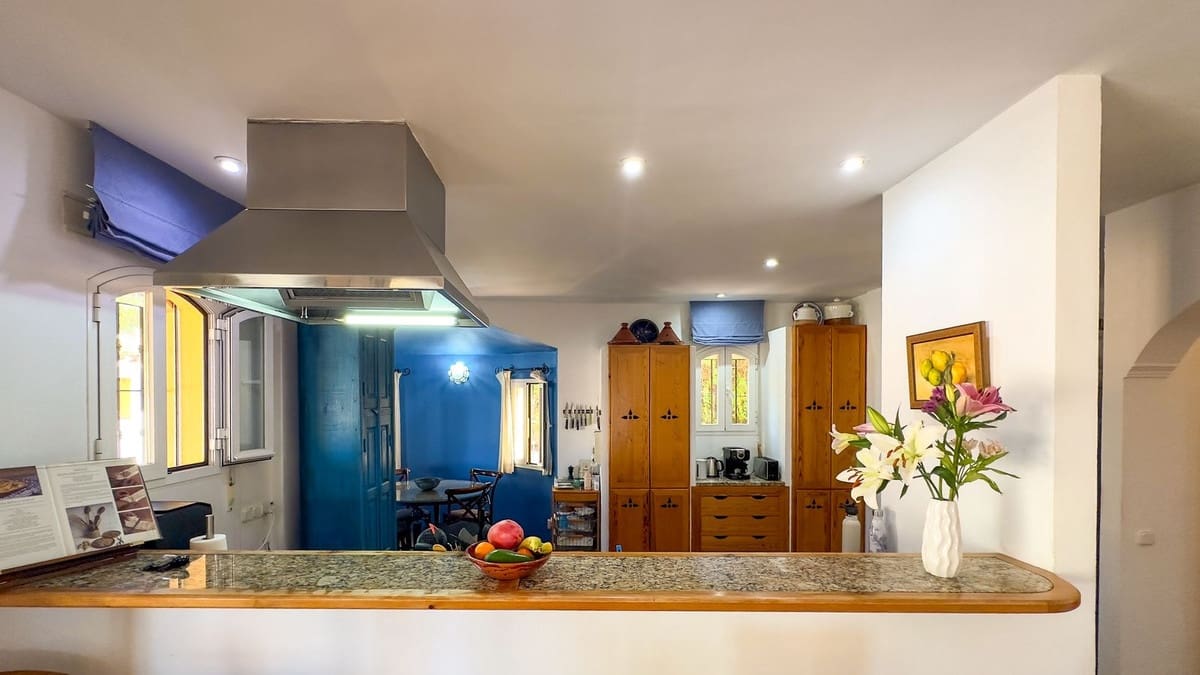 4 sypialnia Willa na sprzedaż w Alhaurin de la Torre z basenem - 1 675 000 € (Ref: 9336968)