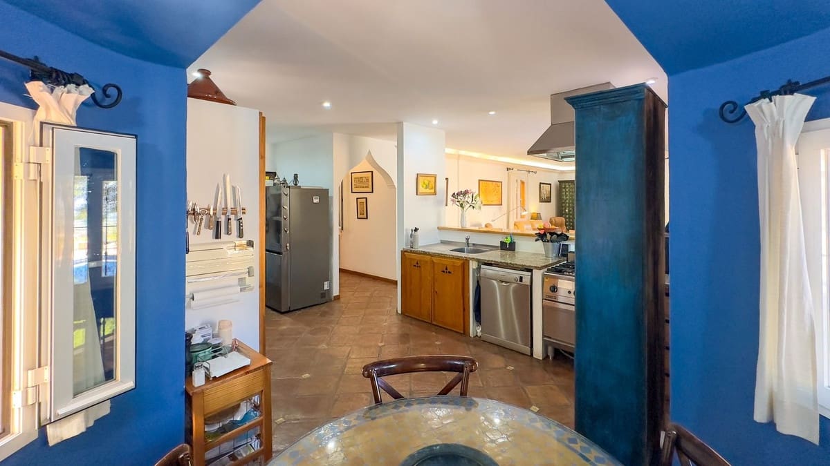 4 sypialnia Willa na sprzedaż w Alhaurin de la Torre z basenem - 1 675 000 € (Ref: 9336968)