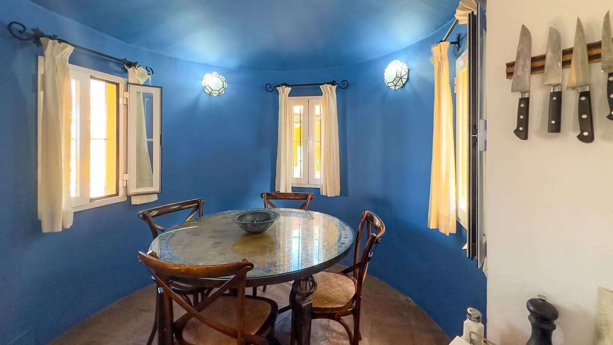 4 sypialnia Willa na sprzedaż w Alhaurin de la Torre z basenem - 1 675 000 € (Ref: 9336968)