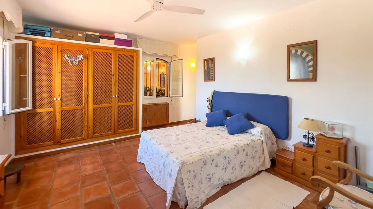 4 chambre Villa/Maison à vendre à Alhaurin de la Torre avec piscine - 1 675 000 € (Ref: 9336968)