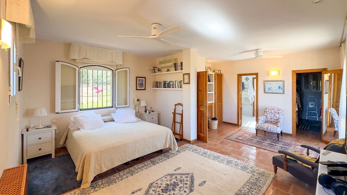 4 chambre Villa/Maison à vendre à Alhaurin de la Torre avec piscine - 1 675 000 € (Ref: 9336968)