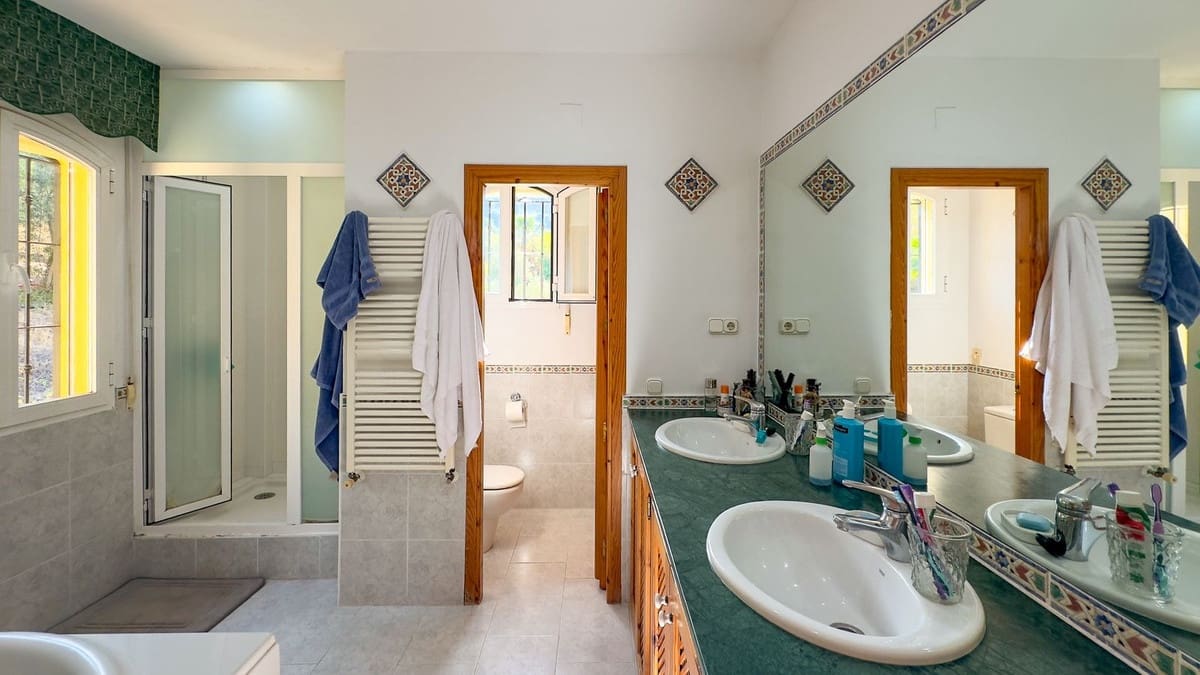 4 chambre Villa/Maison à vendre à Alhaurin de la Torre avec piscine - 1 675 000 € (Ref: 9336968)