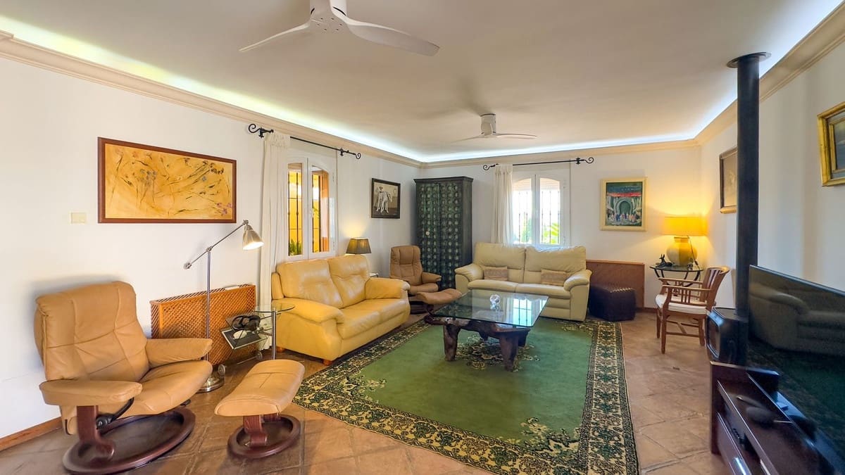 4 chambre Villa/Maison à vendre à Alhaurin de la Torre avec piscine - 1 675 000 € (Ref: 9336968)