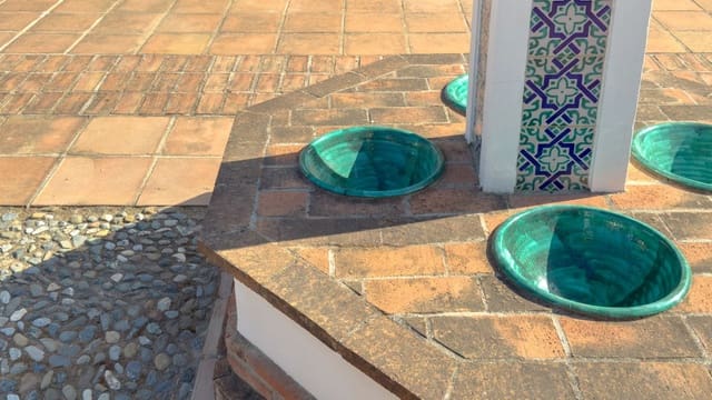 4 slaapkamer Villa te koop in Alhaurín de la Torre met zwembad - € 1.599.000 (Ref: 9336968)