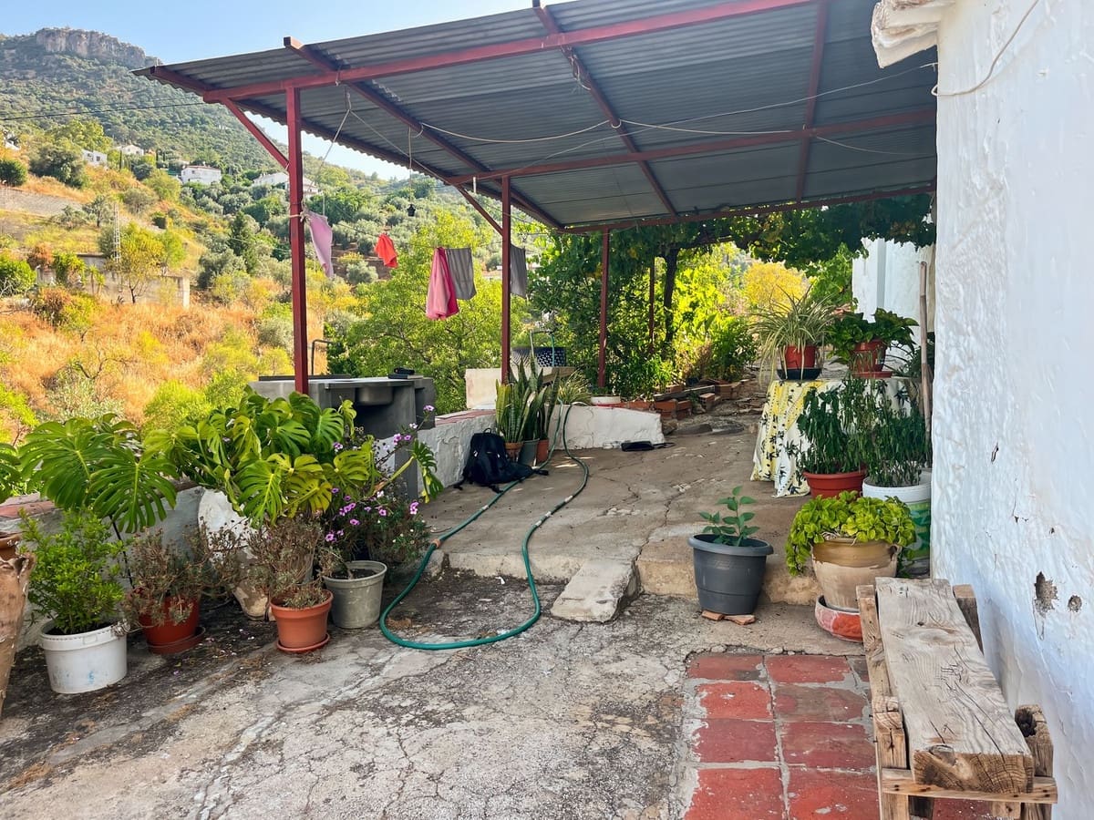 5 chambre Finca/Maison de Campagne à vendre à Comares - 288 000 € (Ref: 9363271)