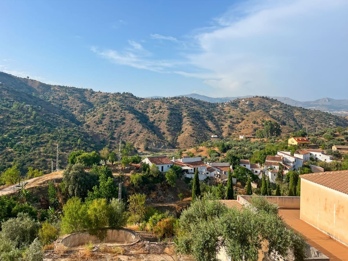 5 chambre Finca/Maison de Campagne à vendre à Comares - 288 000 € (Ref: 9363271)