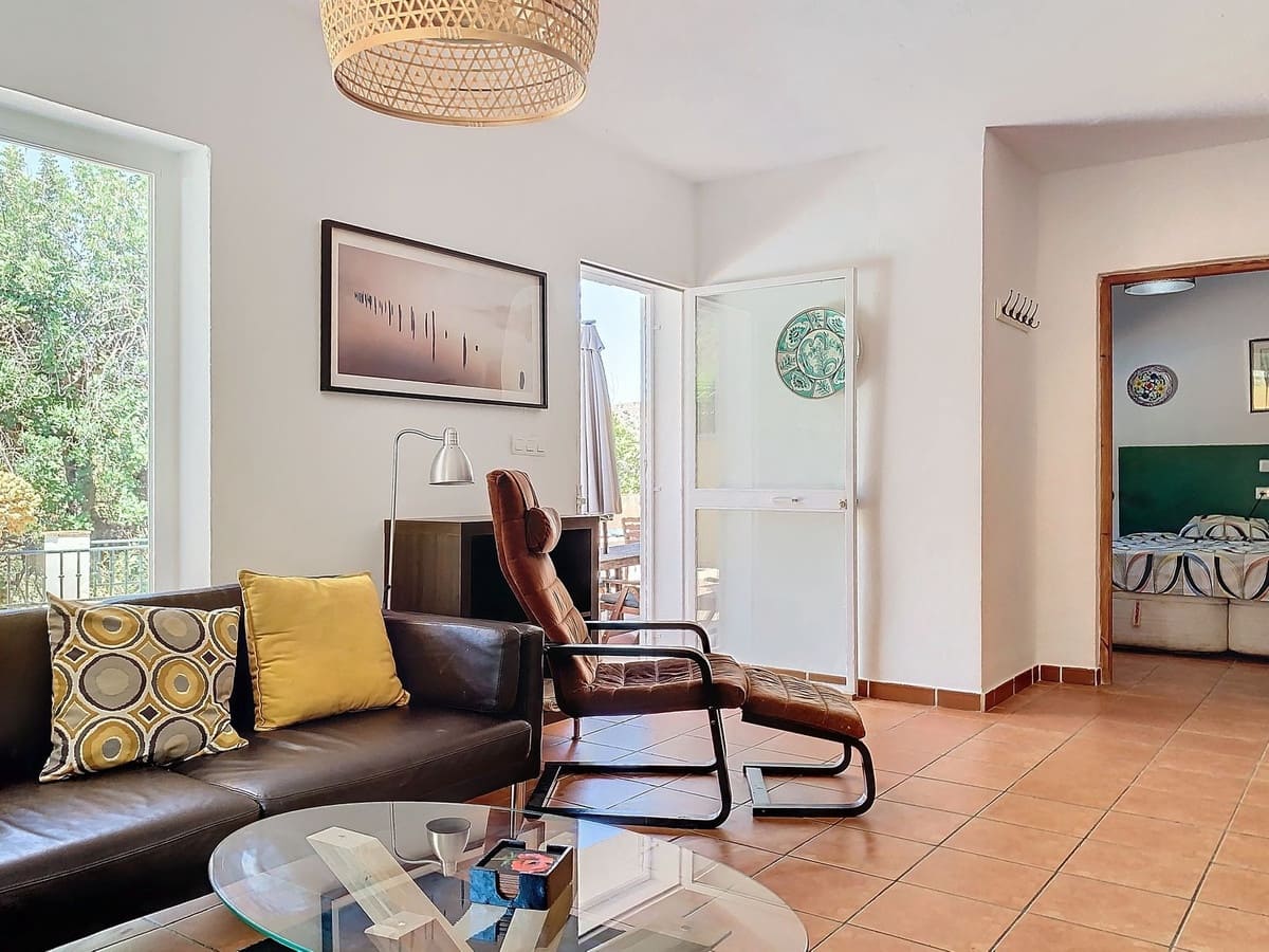 4 sypialnia Finka/Dom wiejski na sprzedaż w Comares z basenem garażem - 249 000 € (Ref: 9363272)