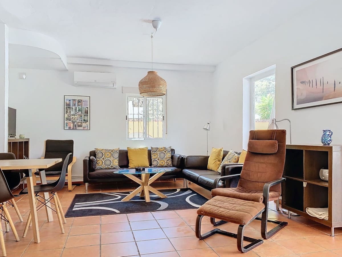 4 chambre Finca/Maison de Campagne à vendre à Comares avec piscine garage - 249 000 € (Ref: 9363272)