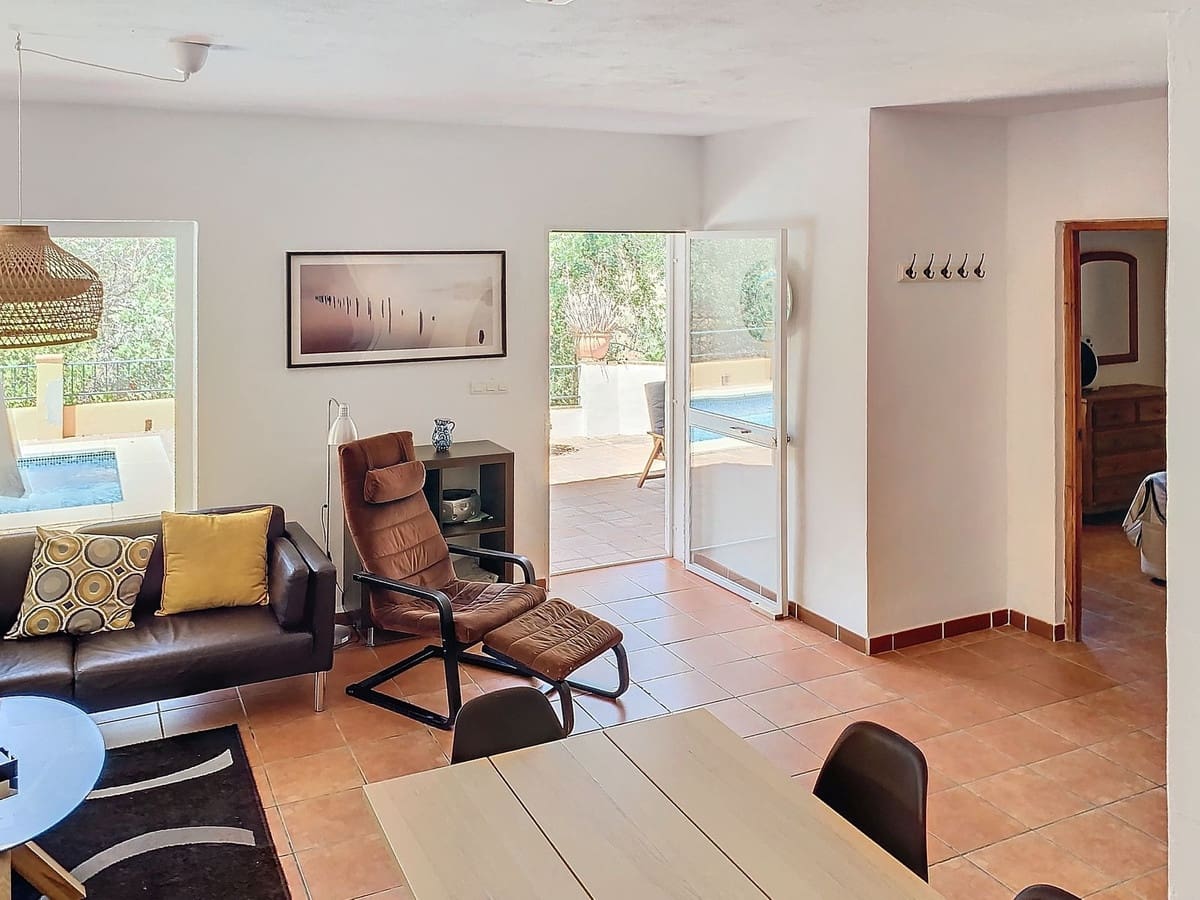 4 chambre Finca/Maison de Campagne à vendre à Comares avec piscine garage - 249 000 € (Ref: 9363272)
