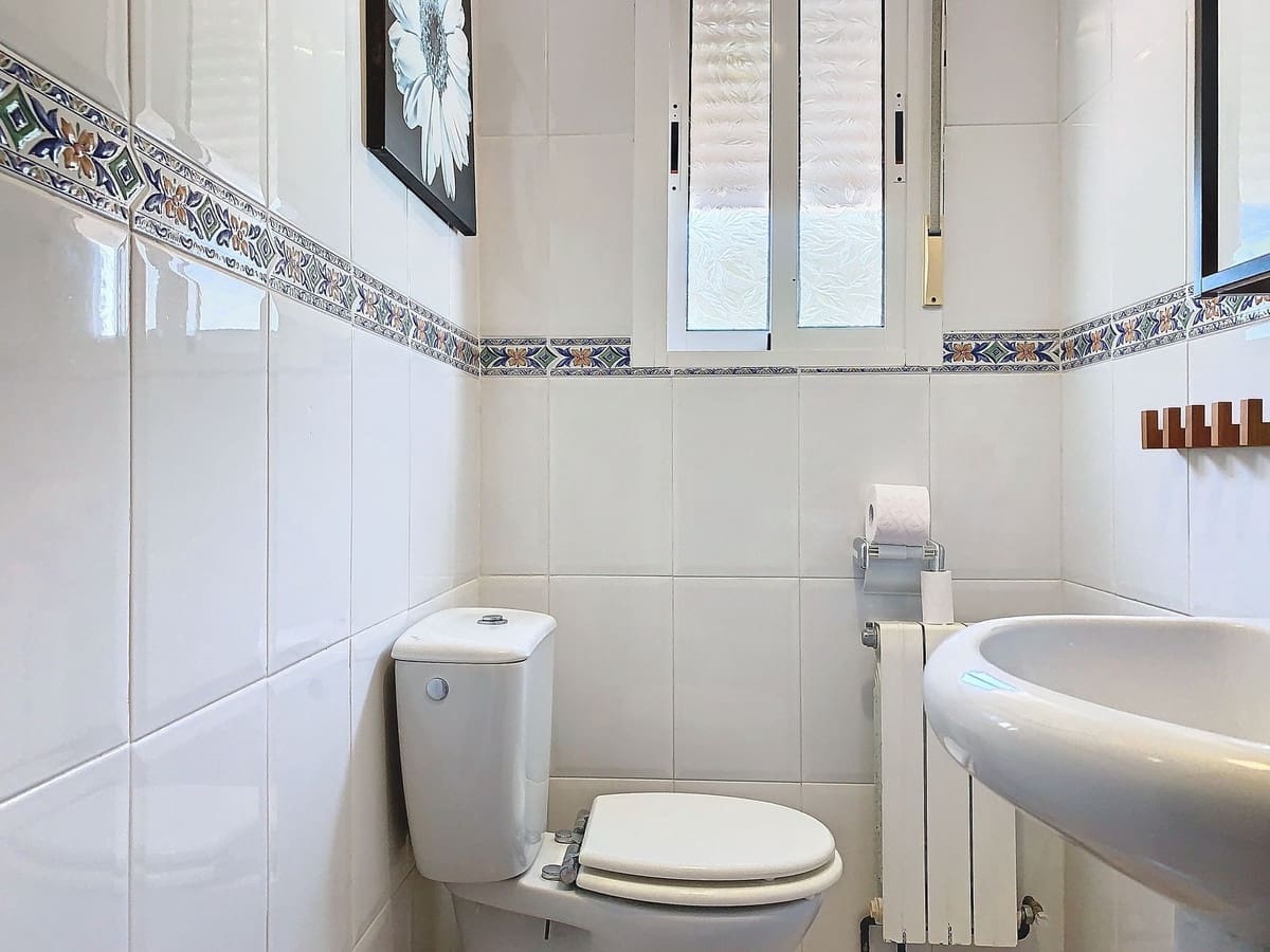 4 chambre Finca/Maison de Campagne à vendre à Comares avec piscine garage - 249 000 € (Ref: 9363272)