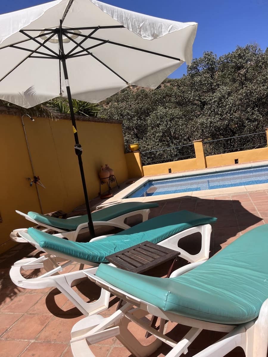 4 chambre Finca/Maison de Campagne à vendre à Comares avec piscine garage - 249 000 € (Ref: 9363272)