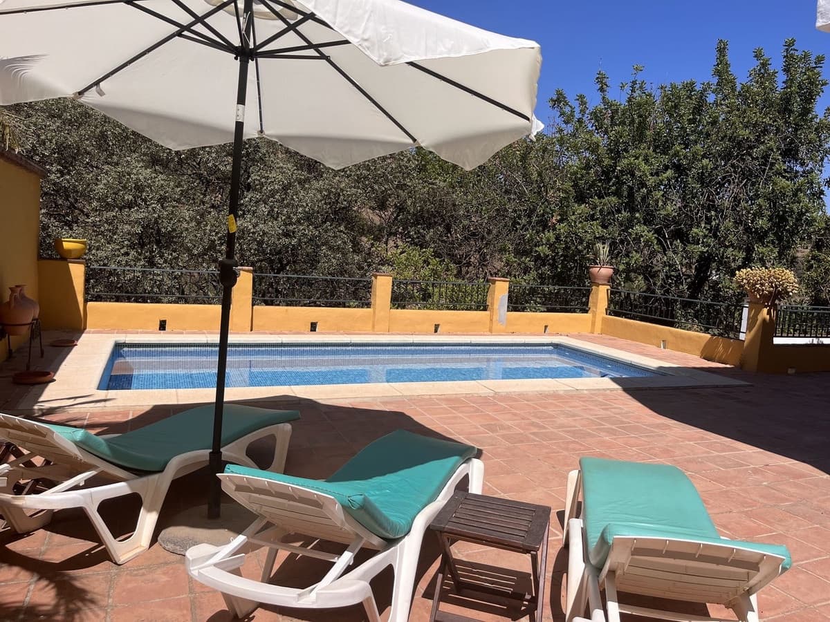 4 Zimmer Finca/Landgut zu verkaufen in Comares mit Pool Garage - 249.000 € (Ref: 9363272)
