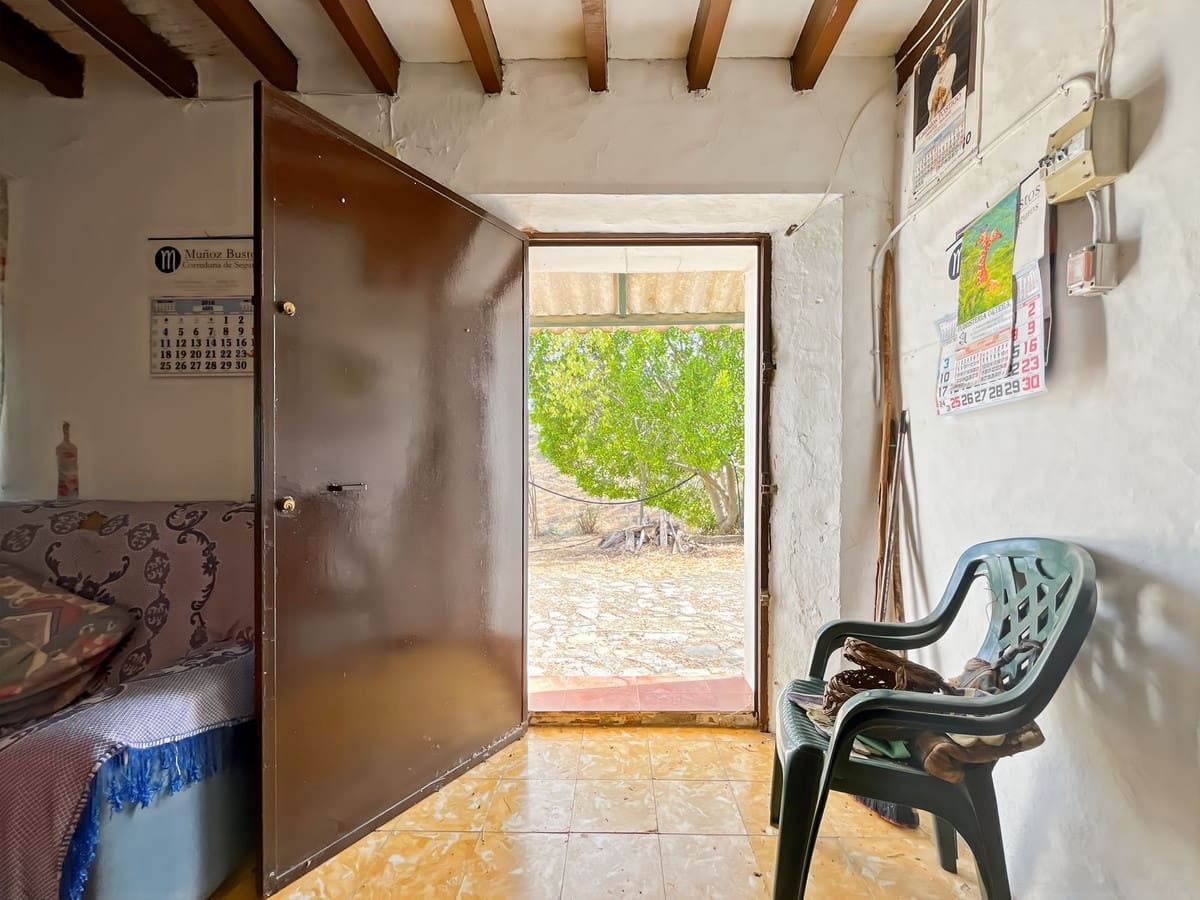 5 chambre Finca/Maison de Campagne à vendre à Comares avec garage - 194 500 € (Ref: 9363273)