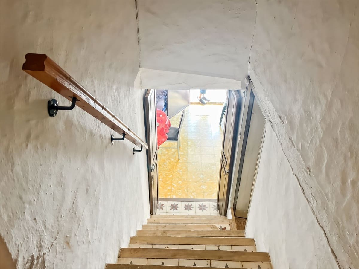 5 chambre Finca/Maison de Campagne à vendre à Comares avec garage - 194 500 € (Ref: 9363273)