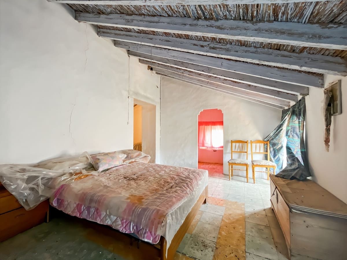 5 chambre Finca/Maison de Campagne à vendre à Comares avec garage - 194 500 € (Ref: 9363273)