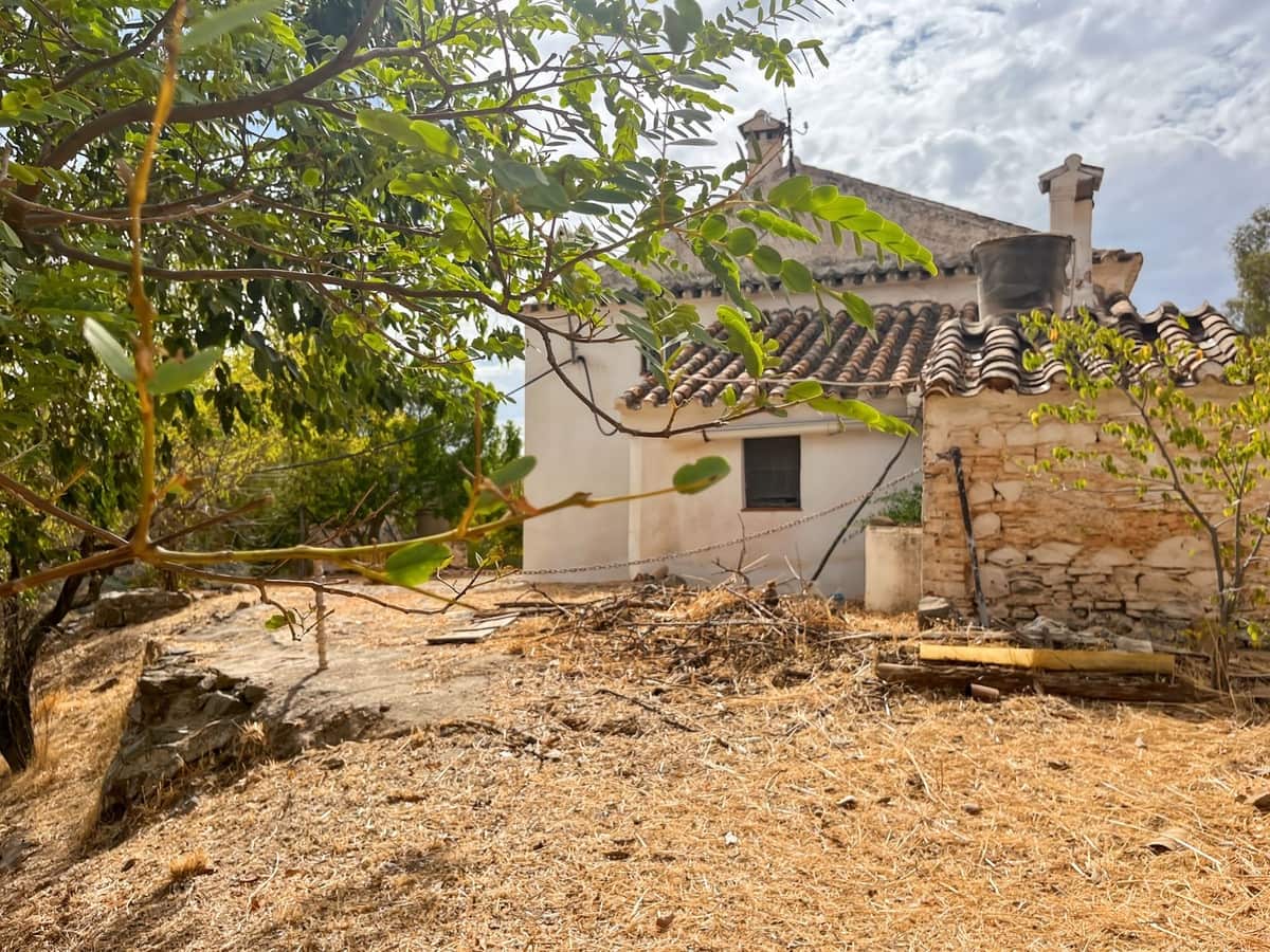 5 Zimmer Finca/Landgut zu verkaufen in Comares mit Garage - 184.000 € (Ref: 9363273)