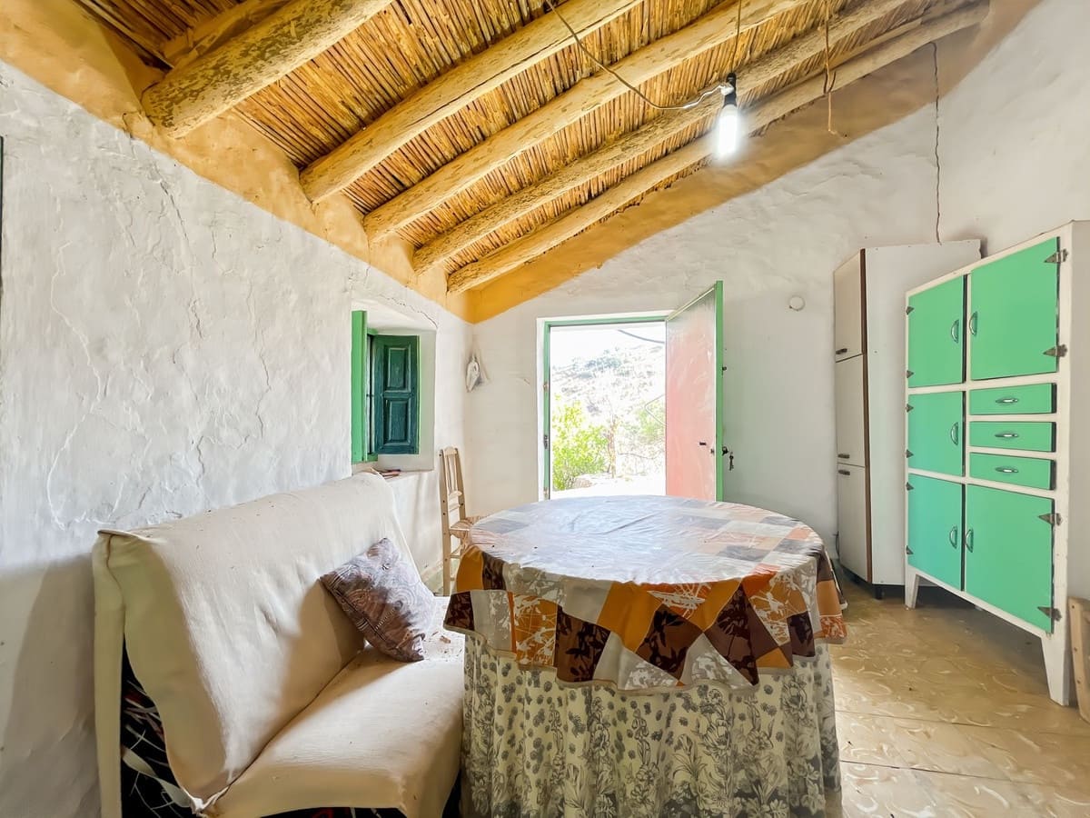 5 Zimmer Finca/Landgut zu verkaufen in Comares mit Garage - 184.000 € (Ref: 9363273)