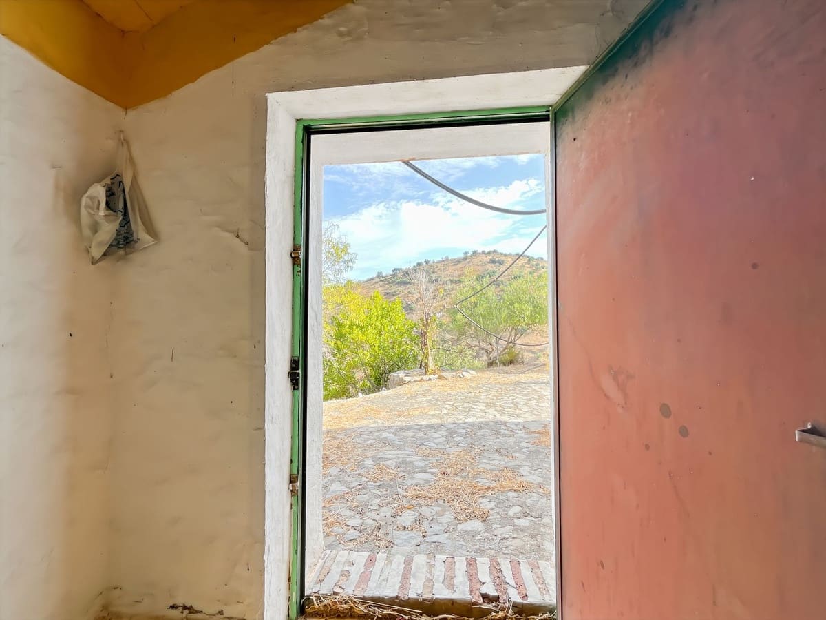 5 Zimmer Finca/Landgut zu verkaufen in Comares mit Garage - 184.000 € (Ref: 9363273)