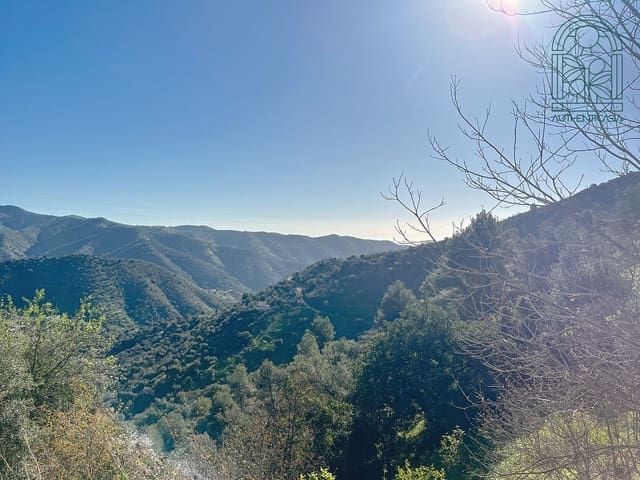 3 soveværelse Finca/Landehus til salg i Comares med garage - € 185.000 (Ref: 9363274)