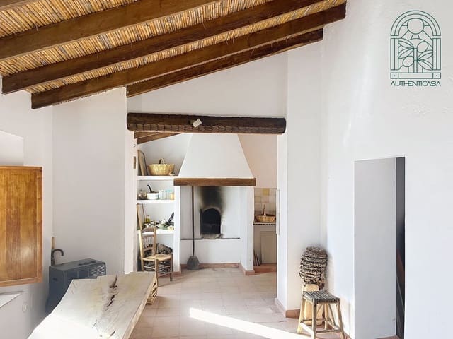 3 soverom Finca/Herregård til salgs i Comares med garasje - € 185 000 (Ref: 9363274)