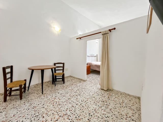 2 sovrum Semi-fristående Villa till salu i Comares med garage - 98 500 € (Ref: 9363275)