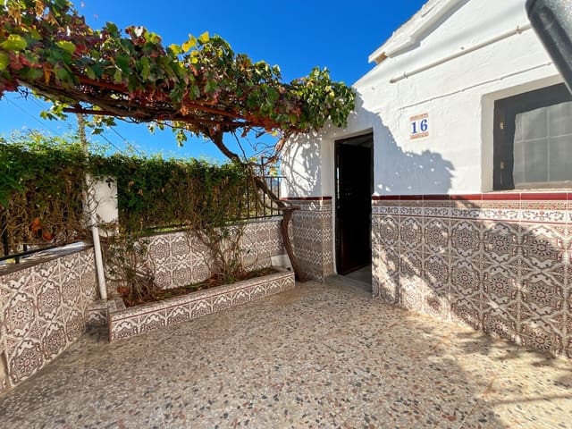 2 sovrum Semi-fristående Villa till salu i Comares med garage - 98 500 € (Ref: 9363275)