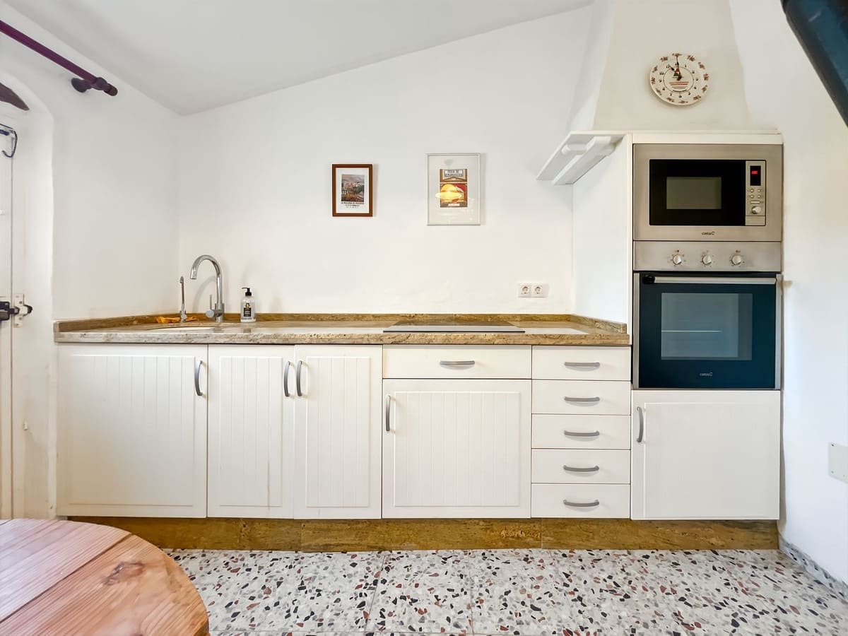 2 quarto Moradia Geminada para venda em Comares com garagem - 98 500 € (Ref: 9363275)