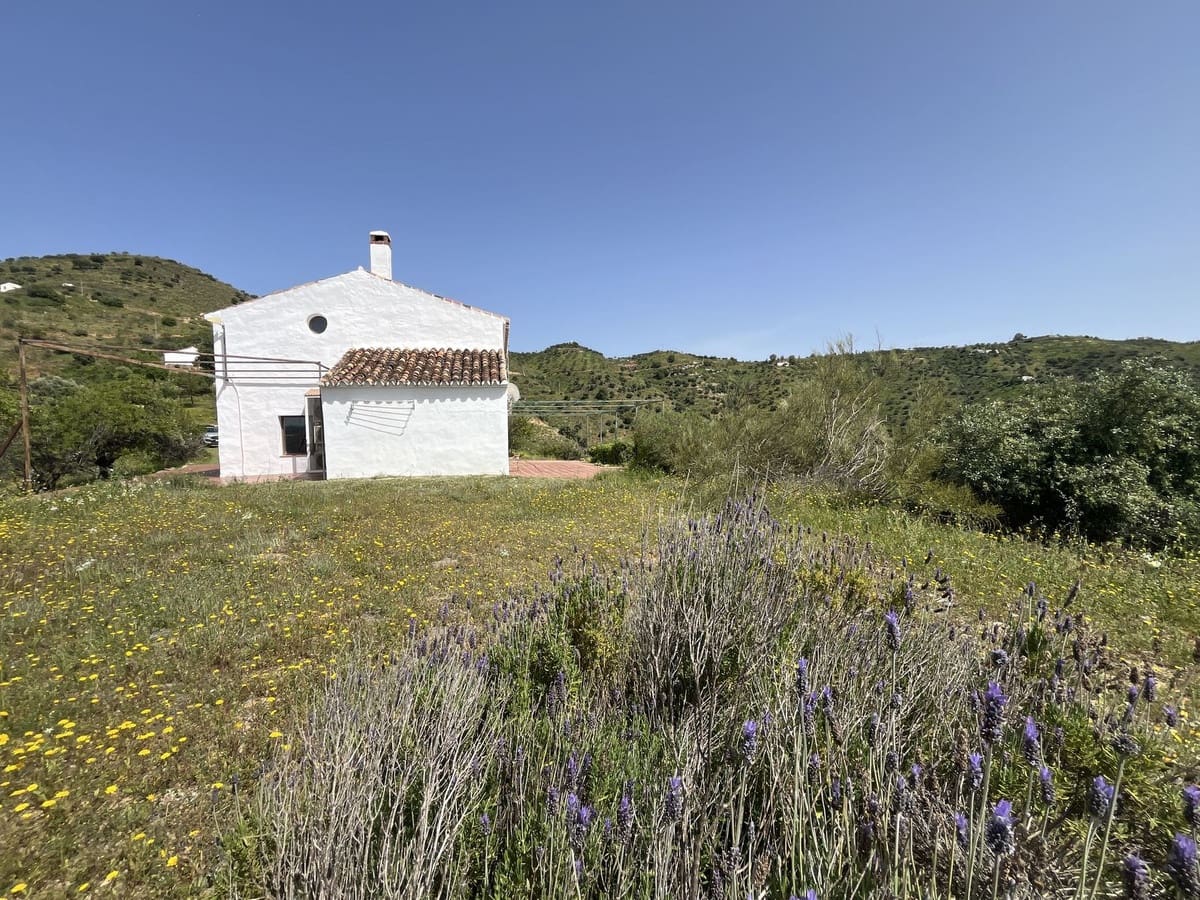 4 quarto Quinta/Casa Rural para venda em Almogia com garagem - 299 000 € (Ref: 9363385)