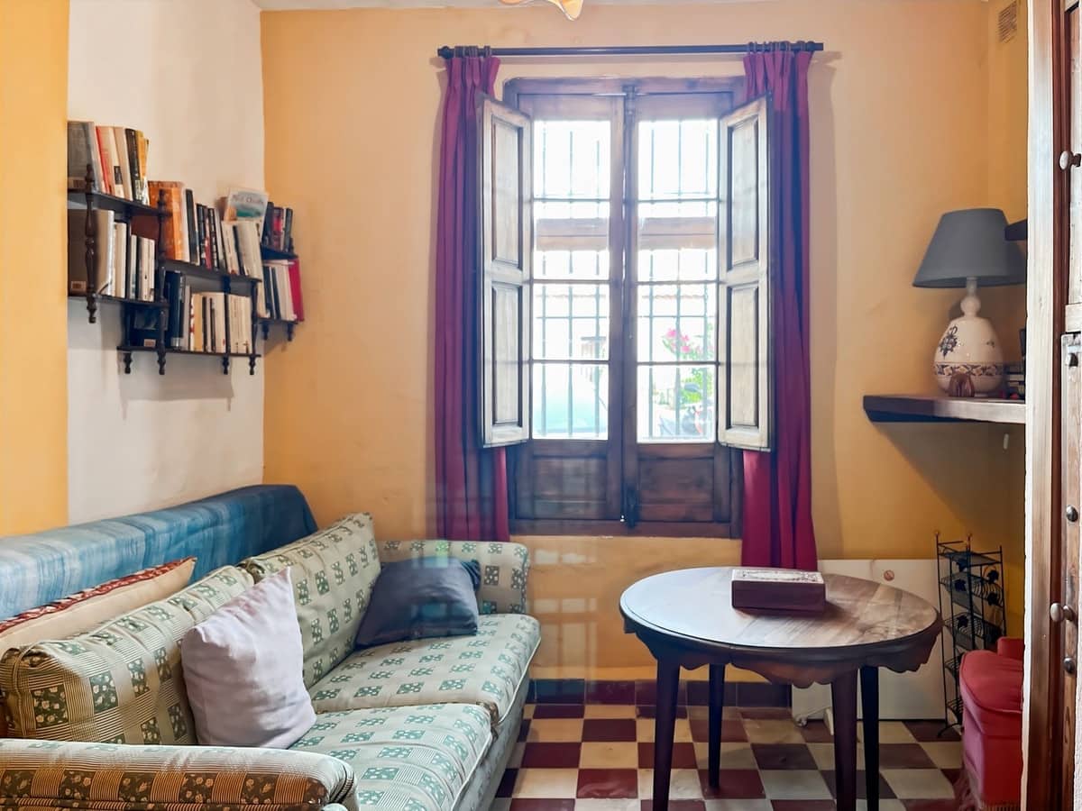 Pareado de 6 habitaciones en Comares en venta con garaje - 324.500 € (Ref: 9363386)