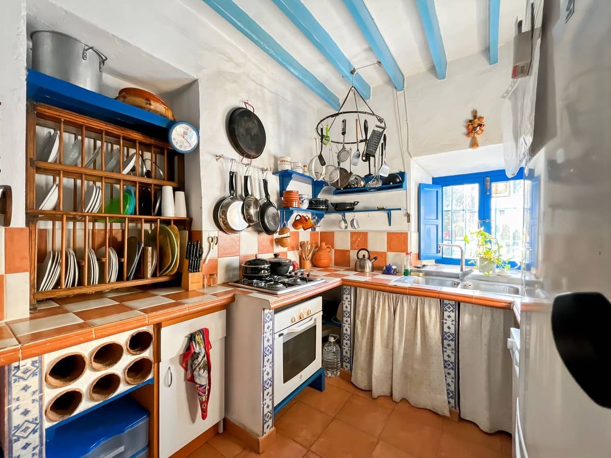 Pareado de 6 habitaciones en Comares en venta con garaje - 324.500 € (Ref: 9363386)