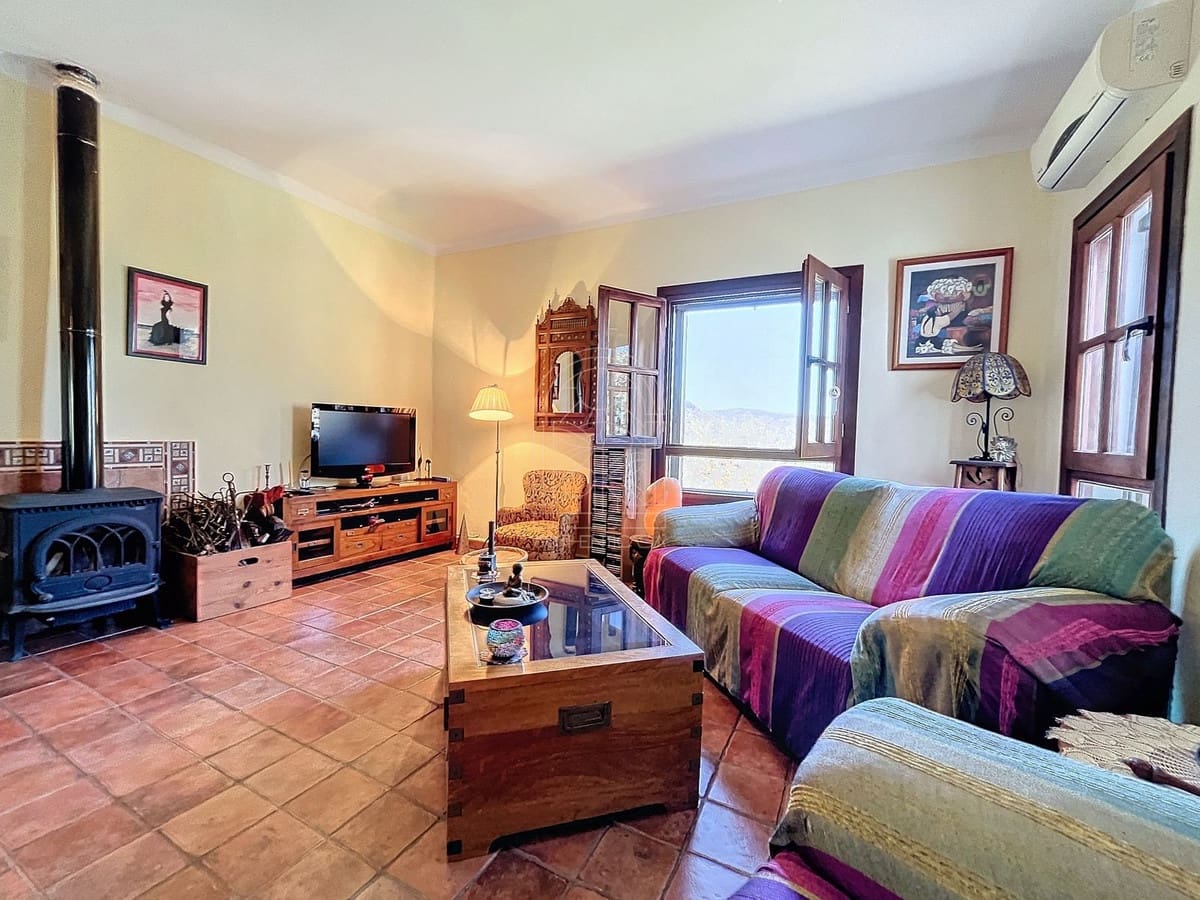 4 soveværelse Finca/Landehus til salg i Comares - € 324.000 (Ref: 9363387)