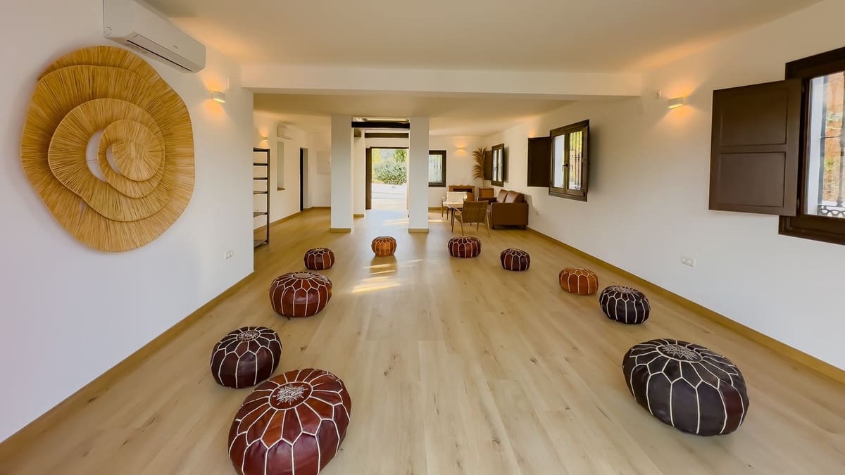 6 soverom Finca/Herregård til salgs i Malaga by med svømmebasseng garasje - € 845 000 (Ref: 9386645)