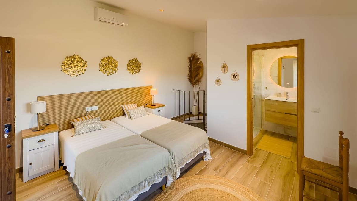 6 soverom Finca/Herregård til salgs i Malaga by med svømmebasseng garasje - € 845 000 (Ref: 9386645)