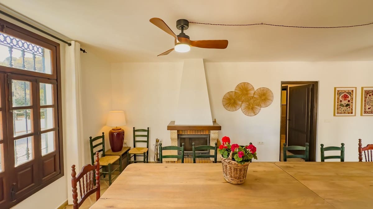 6 soverom Finca/Herregård til salgs i Malaga by med svømmebasseng garasje - € 845 000 (Ref: 9386645)