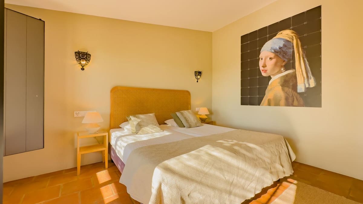 13 bedroom Hotel for sale in Villanueva de la Concepcion with pool garage - € 1,995,000 (Ref: 9421988)