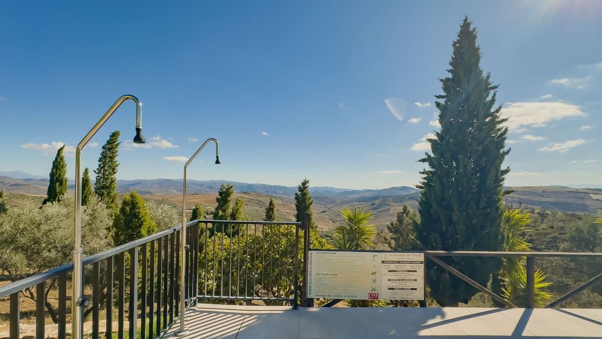 13 bedroom Hotel for sale in Villanueva de la Concepcion with pool garage - € 1,995,000 (Ref: 9421988)