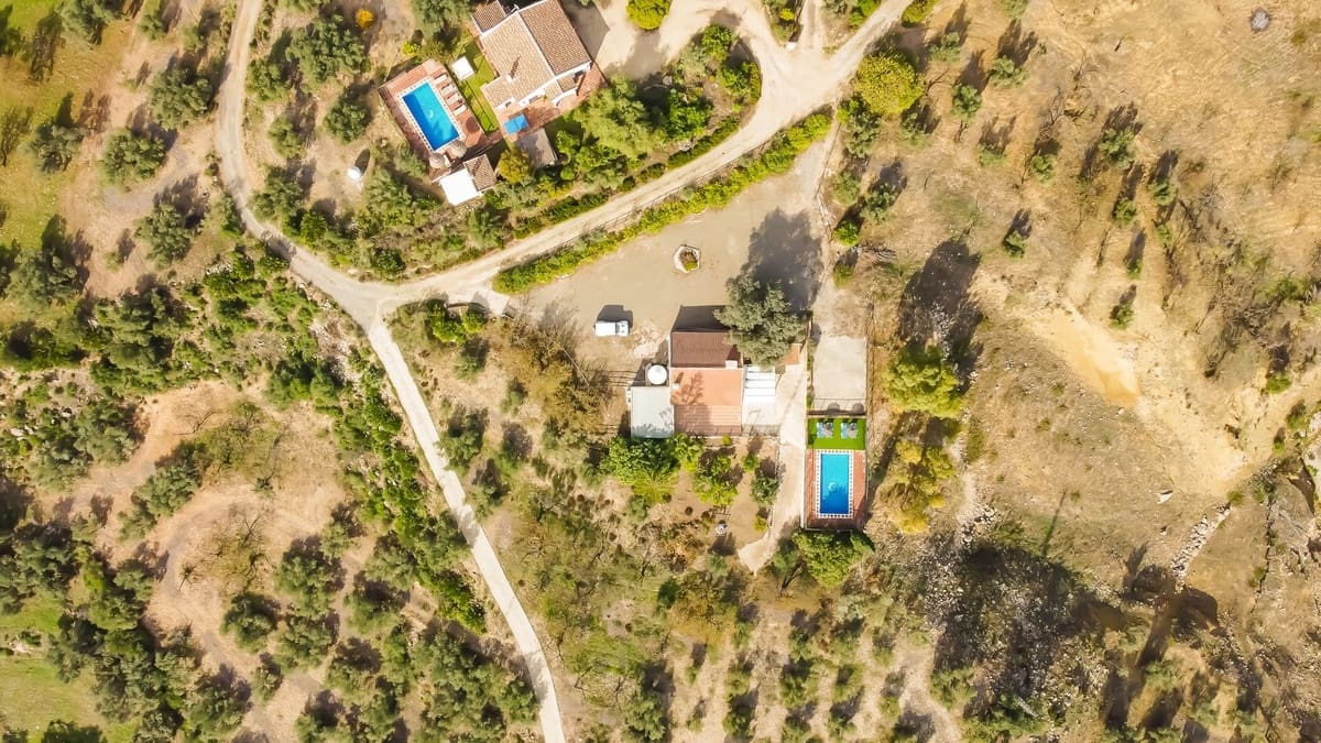 2 soverom Finca/Herregård til salgs i Villanueva de la Concepcion med svømmebasseng garasje - € 290 000 (Ref: 9421989)