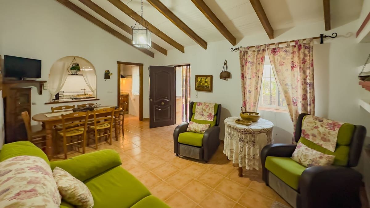 2 soverom Finca/Herregård til salgs i Villanueva de la Concepcion med svømmebasseng garasje - € 290 000 (Ref: 9421989)