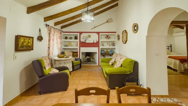 2 sypialnia Finka/Dom wiejski na sprzedaż w Villanueva de la Concepcion z basenem garażem - 275 000 € (Ref: 9421989)