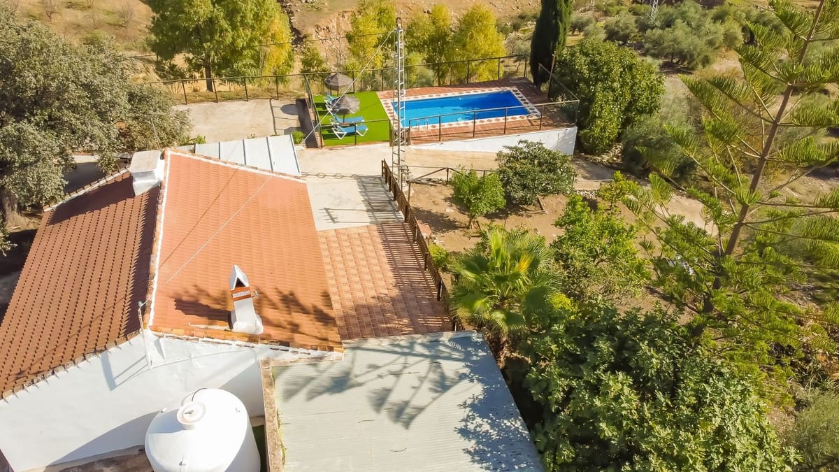 2 bedroom Finca/Country House for sale in Villanueva de la Concepcion with pool garage - € 275,000 (Ref: 9421989)