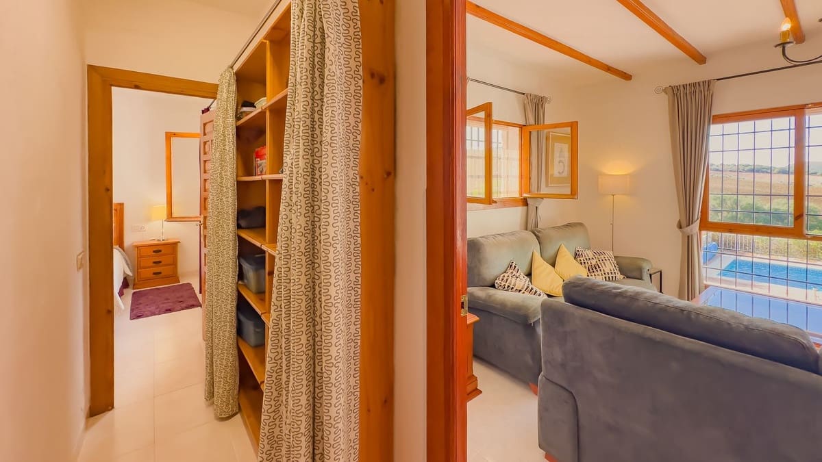 2 soverom Villa til salgs i Almogia med svømmebasseng garasje - € 320 000 (Ref: 9421990)