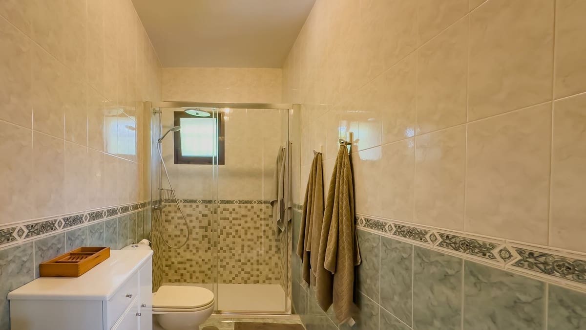 2 bedroom Villa for sale in Almogia with pool garage - € 320,000 (Ref: 9421990)