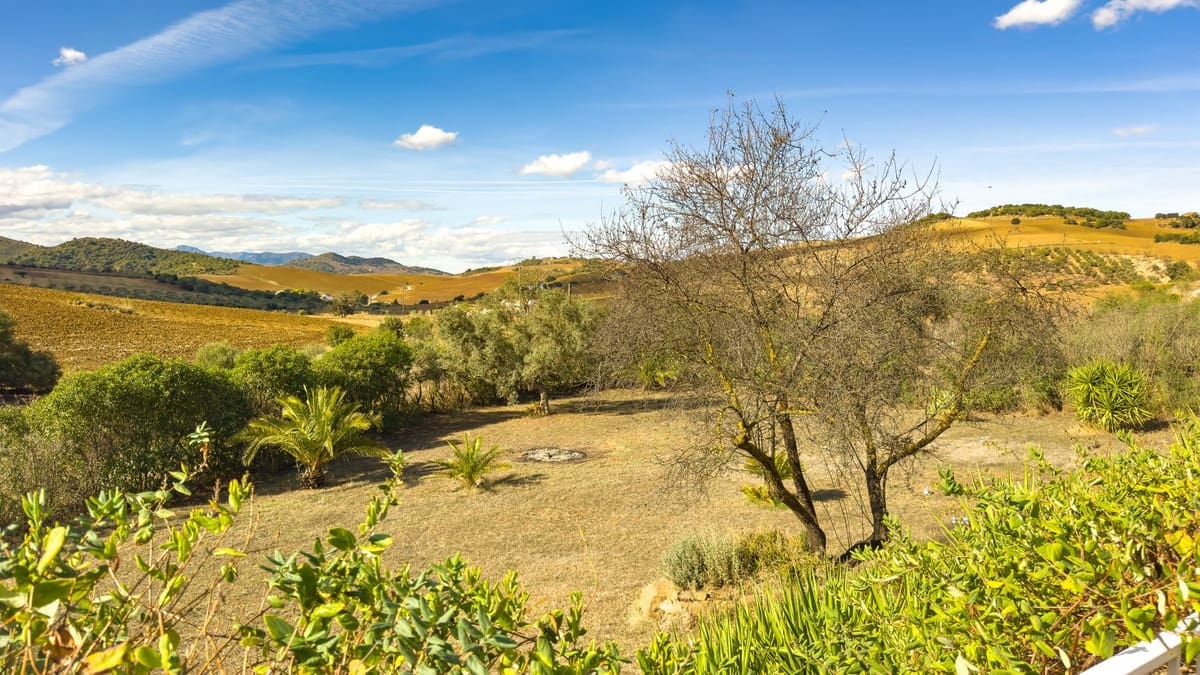 2 bedroom Villa for sale in Almogia with pool garage - € 320,000 (Ref: 9421990)