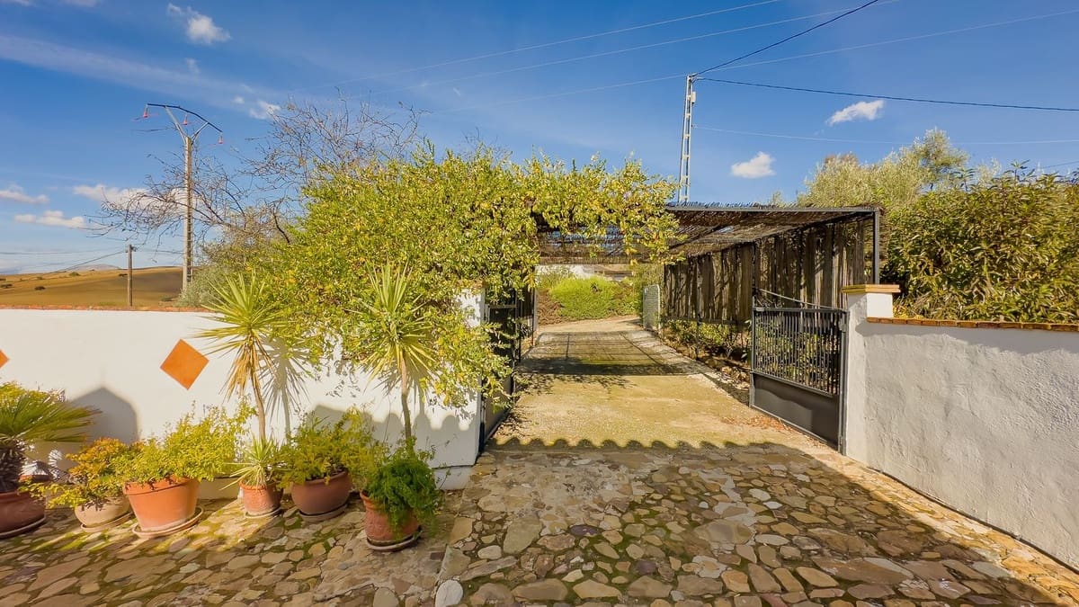 2 slaapkamer Villa te koop in Almogia met zwembad garage - € 309.000 (Ref: 9421990)