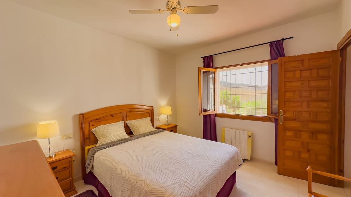 2 slaapkamer Villa te koop in Almogia met zwembad garage - € 309.000 (Ref: 9421990)