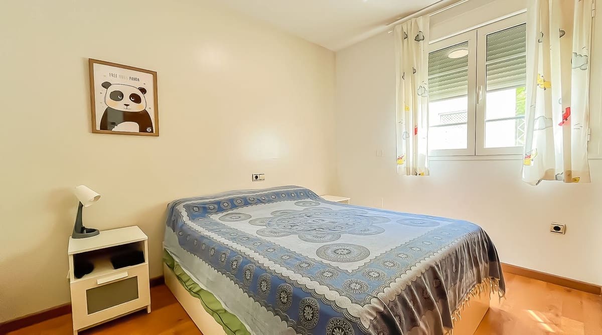 3 Zimmer Doppelhaus zu verkaufen in Malaga Stadt mit Pool Garage - 935.000 € (Ref: 9432470)