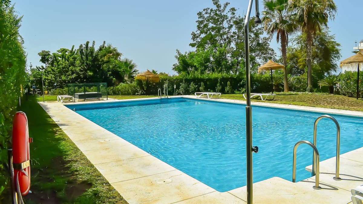 3 Zimmer Doppelhaus zu verkaufen in Malaga Stadt mit Pool Garage - 935.000 € (Ref: 9432470)