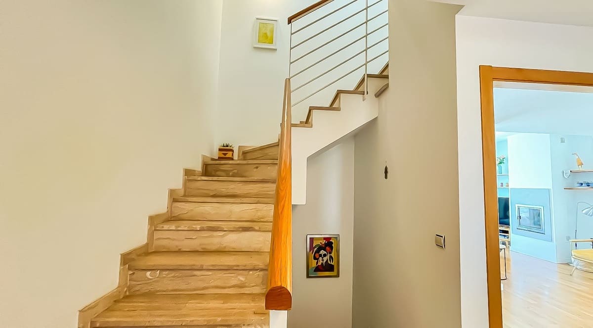 Pareado de 3 habitaciones en Málaga ciudad en venta con piscina garaje - 895.000 € (Ref: 9432470)