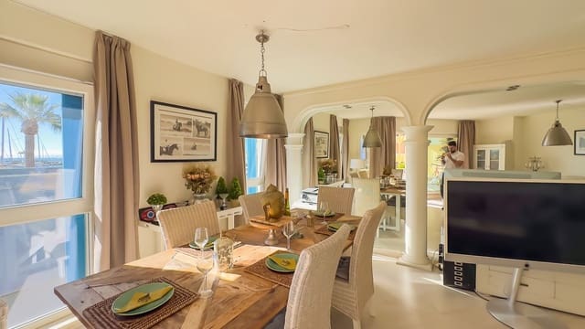 Apartamento de 3 habitaciones en Sotogrande, San Roque en venta - 500.000 € (Ref: 9432651)