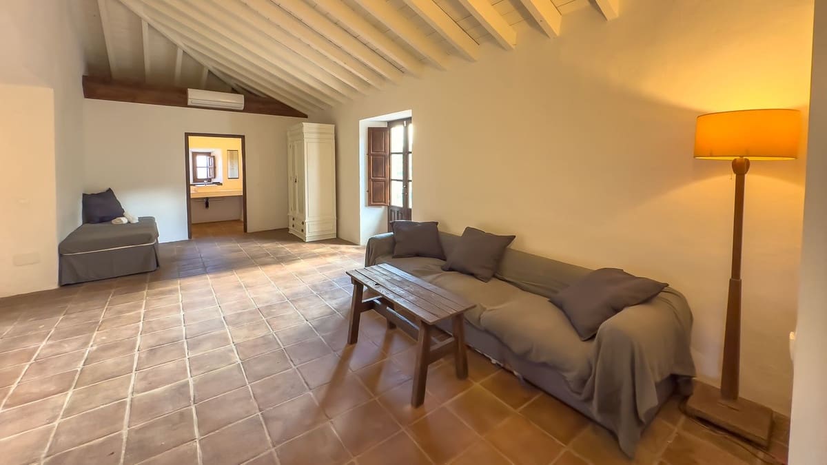 8 chambre Finca/Maison de Campagne à vendre à Malaga ville avec piscine garage - 1 195 000 € (Ref: 9438759)